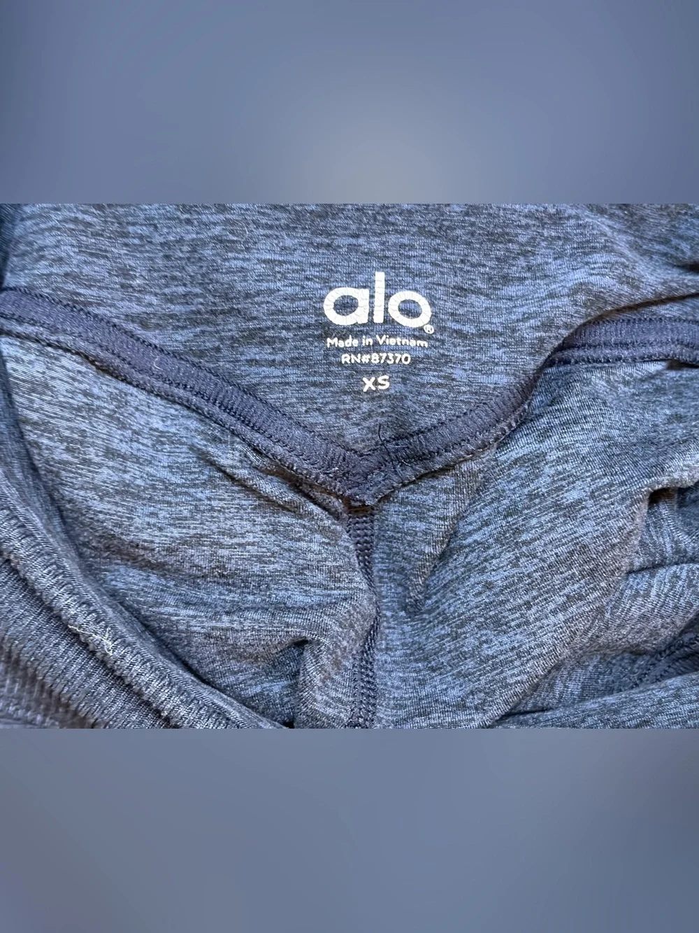 Alo Yoga High-Waisted AloSoft Lounge Leggings Heathered Navy Size XS Pilatescore
